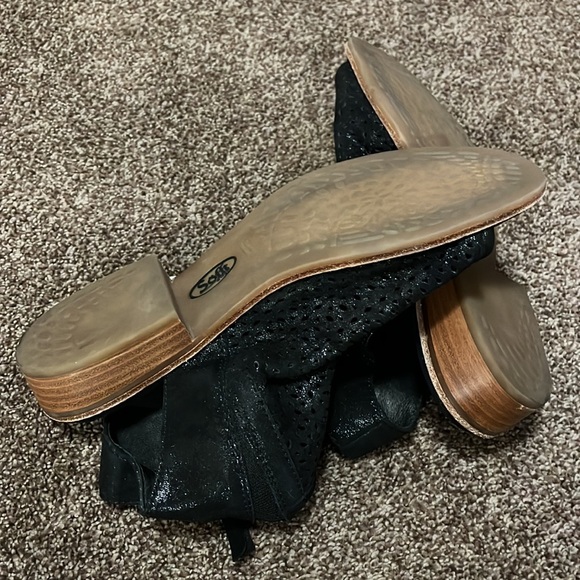 Sofft sandals with zipper. Size 7 1/2 - Picture 5 of 6